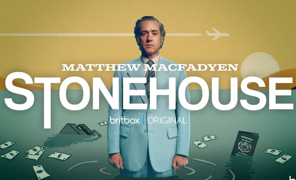 Code Stonehouse Stonehouse is vanaf 31 maart te zien op NPO | Entertainment Vandaag
